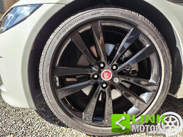 JAGUAR XE 2.0 D 180 CV aut. R-Sport GARANZIA INCLUSA