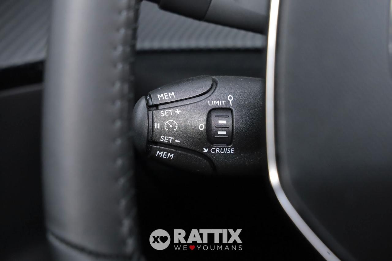 Peugeot 2008 1.2 Puretech 100CV Allure