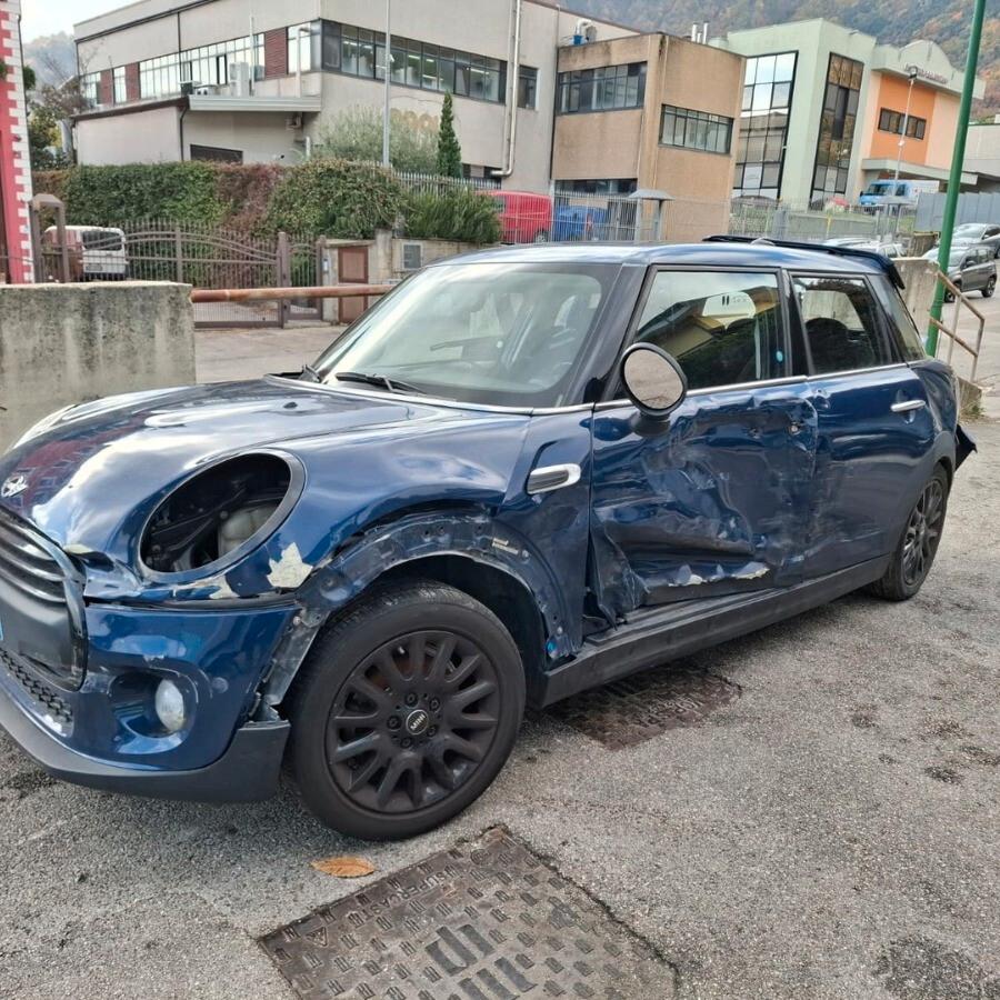 Mini 1.5 Cooper SOLO PER RICAMBI