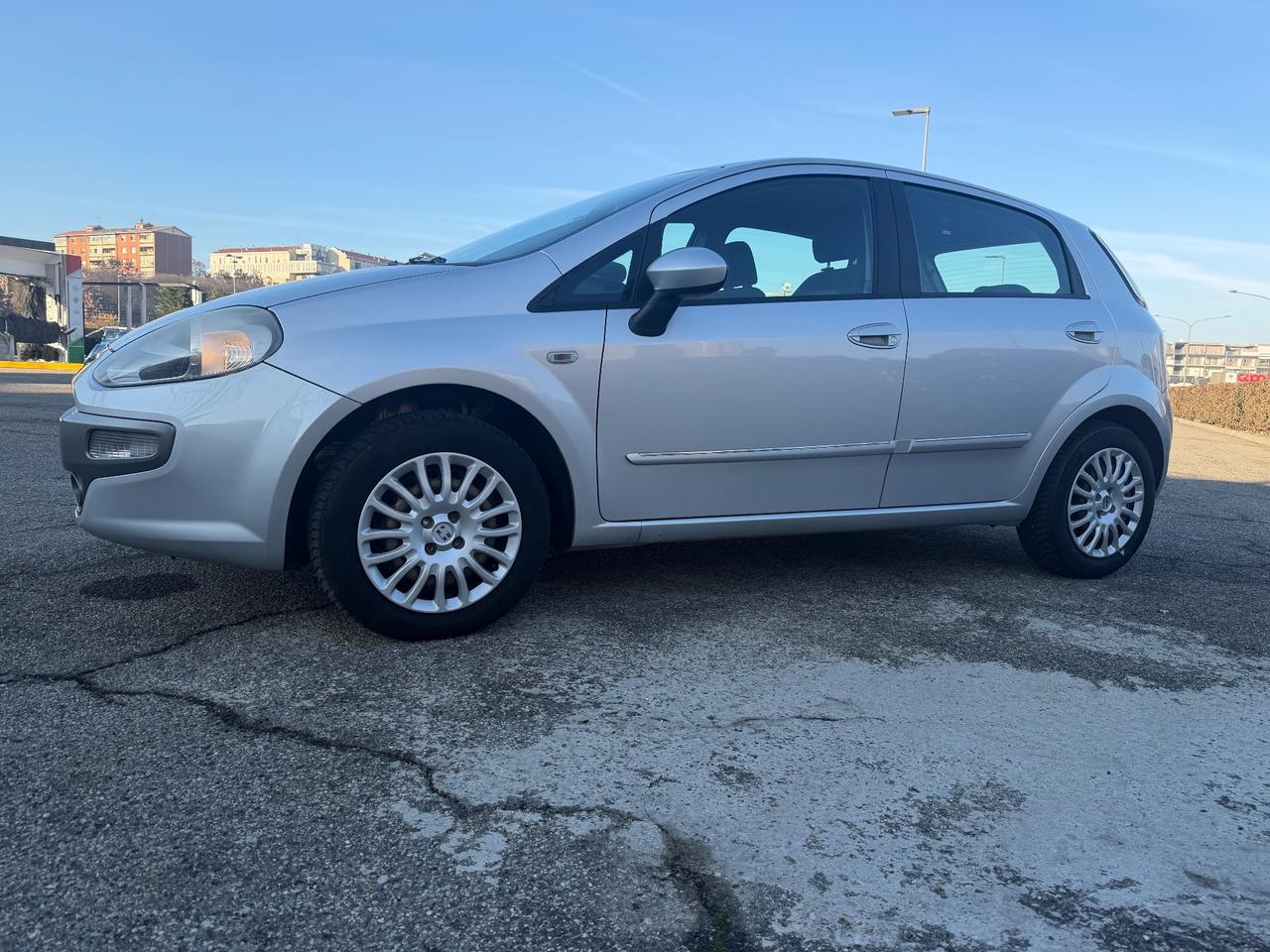 Fiat Punto Evo 1.4 5 porte Dynamic GPL