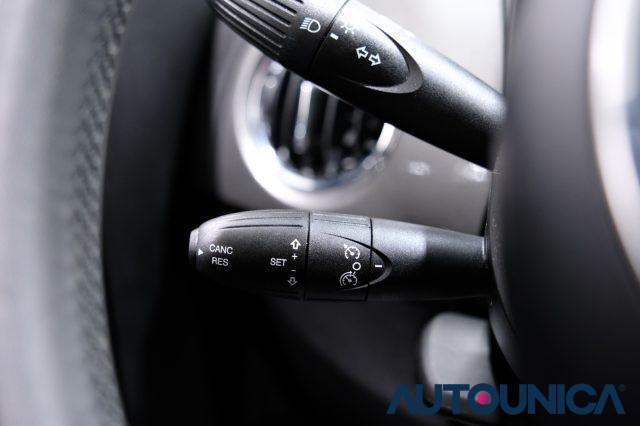 FIAT 500 1.0 HYBRID DOLCEVITA NEOPATENTATI