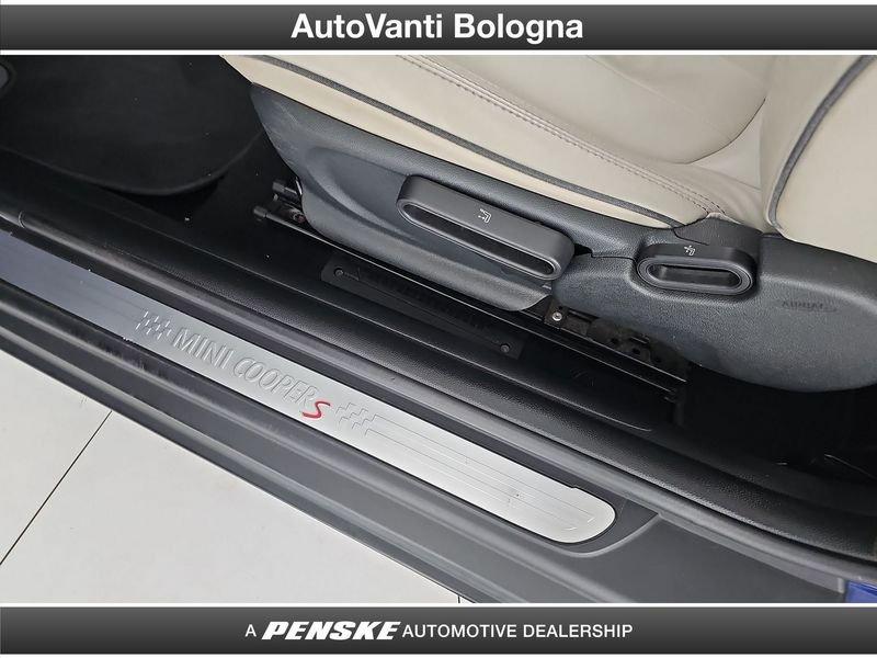 MINI Mini Mini Cabrio 2.0 Cooper S Yours auto