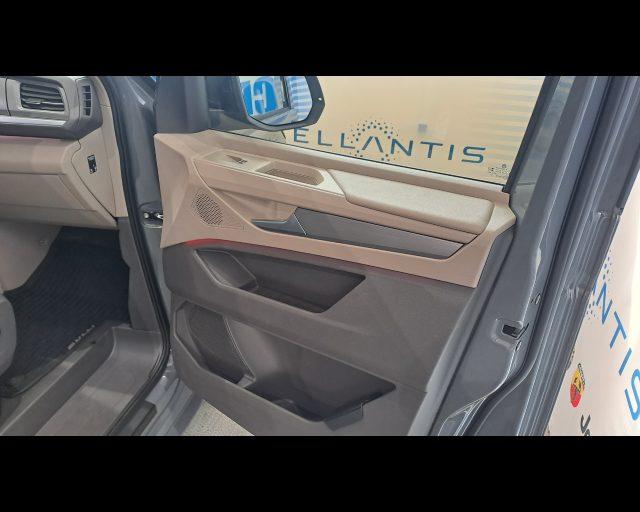 VOLKSWAGEN Multivan T7 2.0 tdi Style 150cv dsg 7p.ti