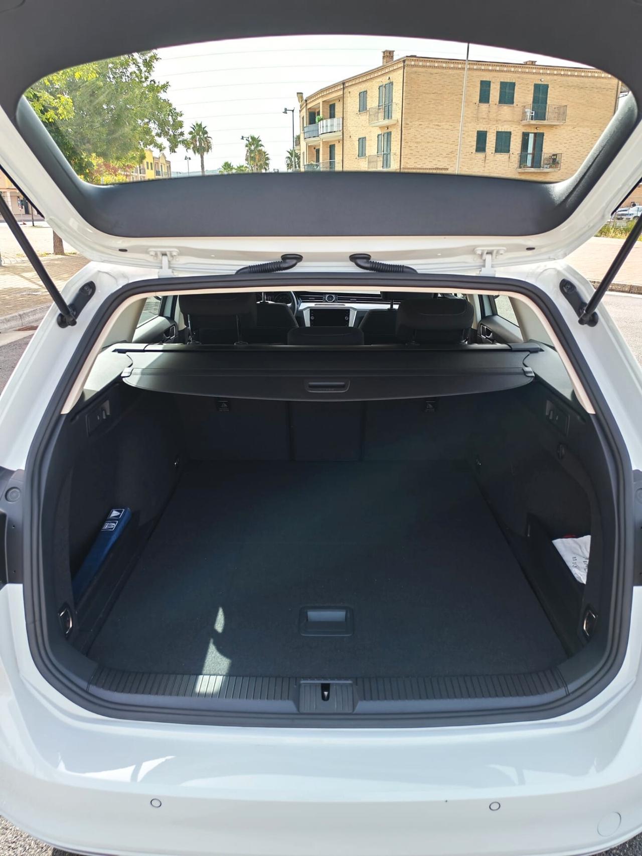 Volkswagen Passat Variant 2.0 TDI Business BlueMotion Tech.