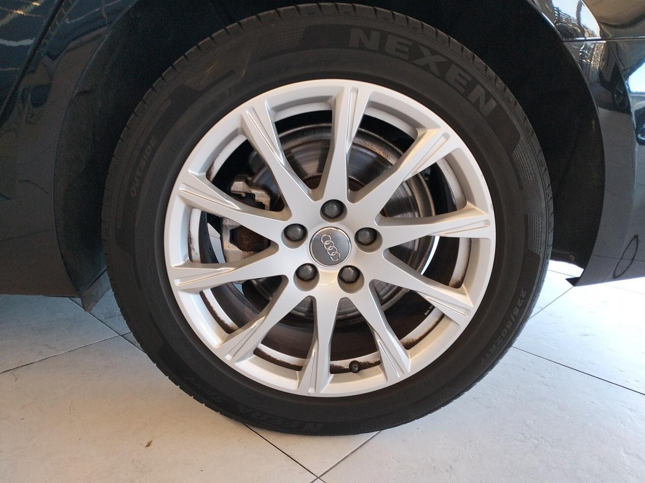 Audi A4 Avant 30 TDI S tronic Business