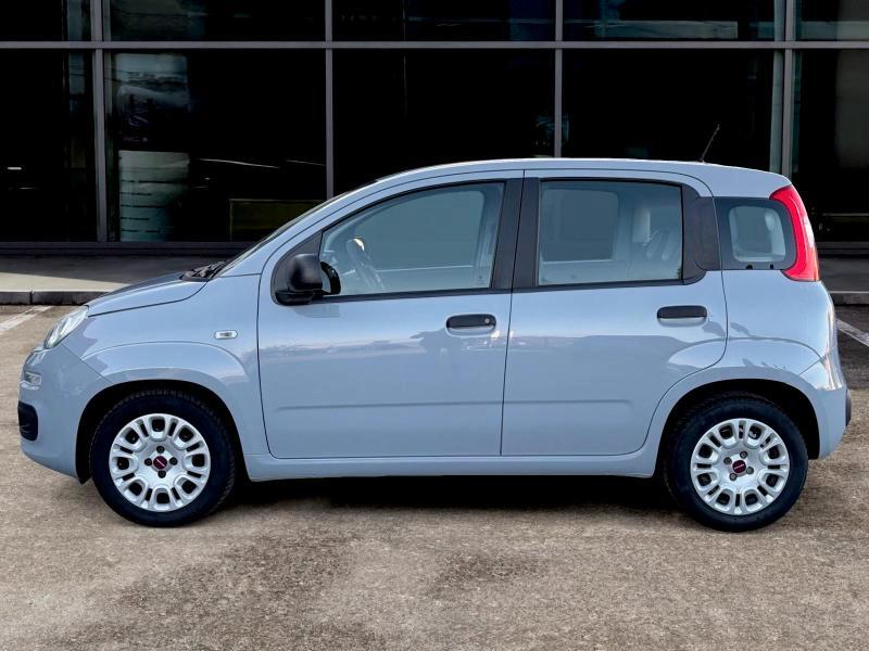 Fiat Panda 1.0 hybrid Easy Connect s&s 70cv ADATTA NEOPATENTATI