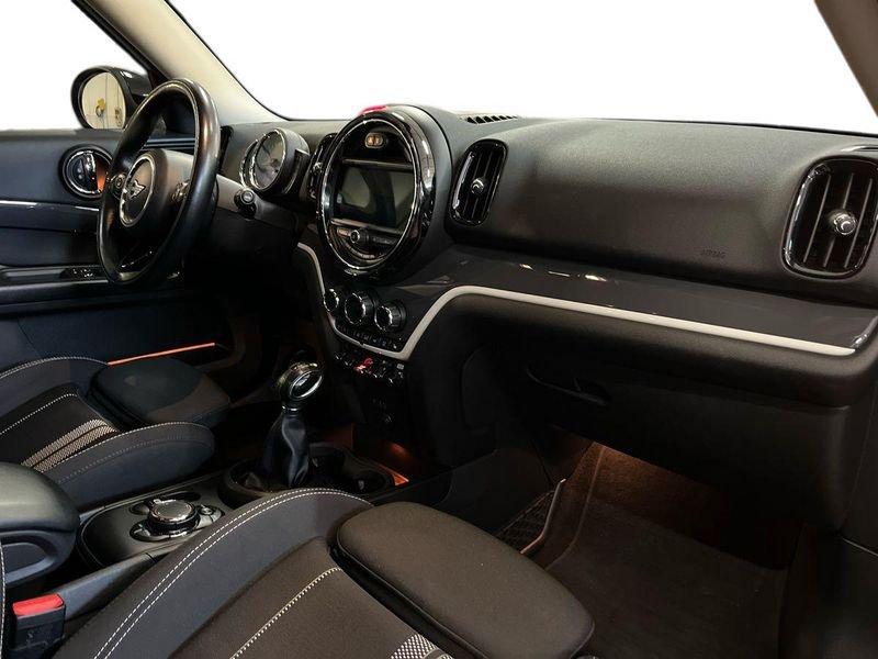 MINI Mini Countryman F60 2017 Mini Countryman 2.0 Cooper SD Hype auto