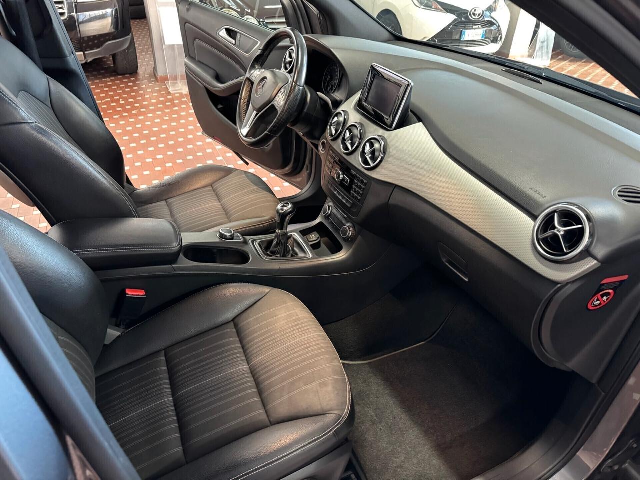 Mercedes-benz B 180 CDI BlueEFFICIENCY Premium - SI NEOPATENTATI