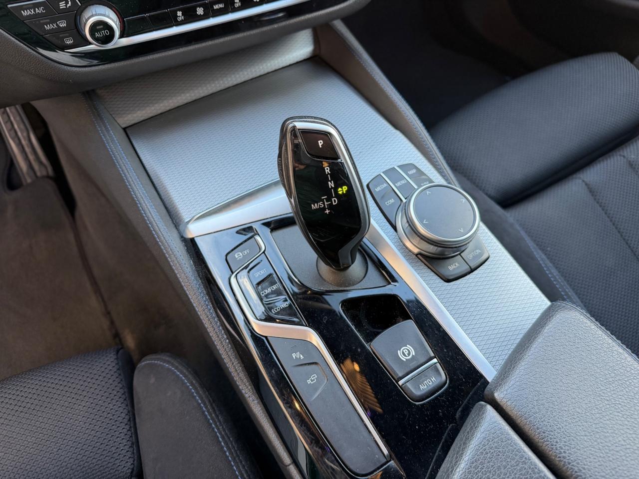 Bmw 520d 48V Touring Msport alcantara