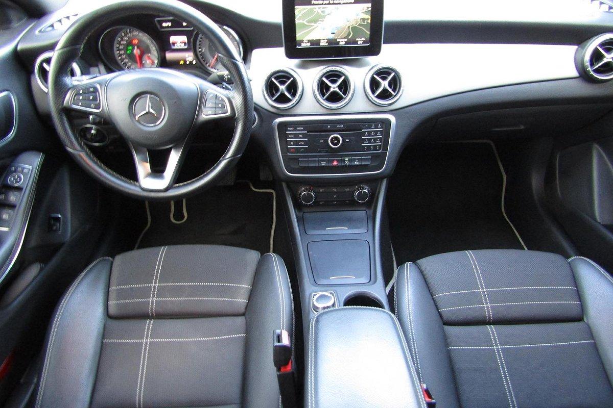 MERCEDES CLA 220 d Automatic Sport