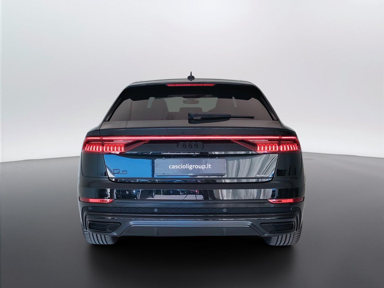 AUDI Q8 I 2018 - Q8 45 3.0 tdi mhev Sport quattro tiptronic