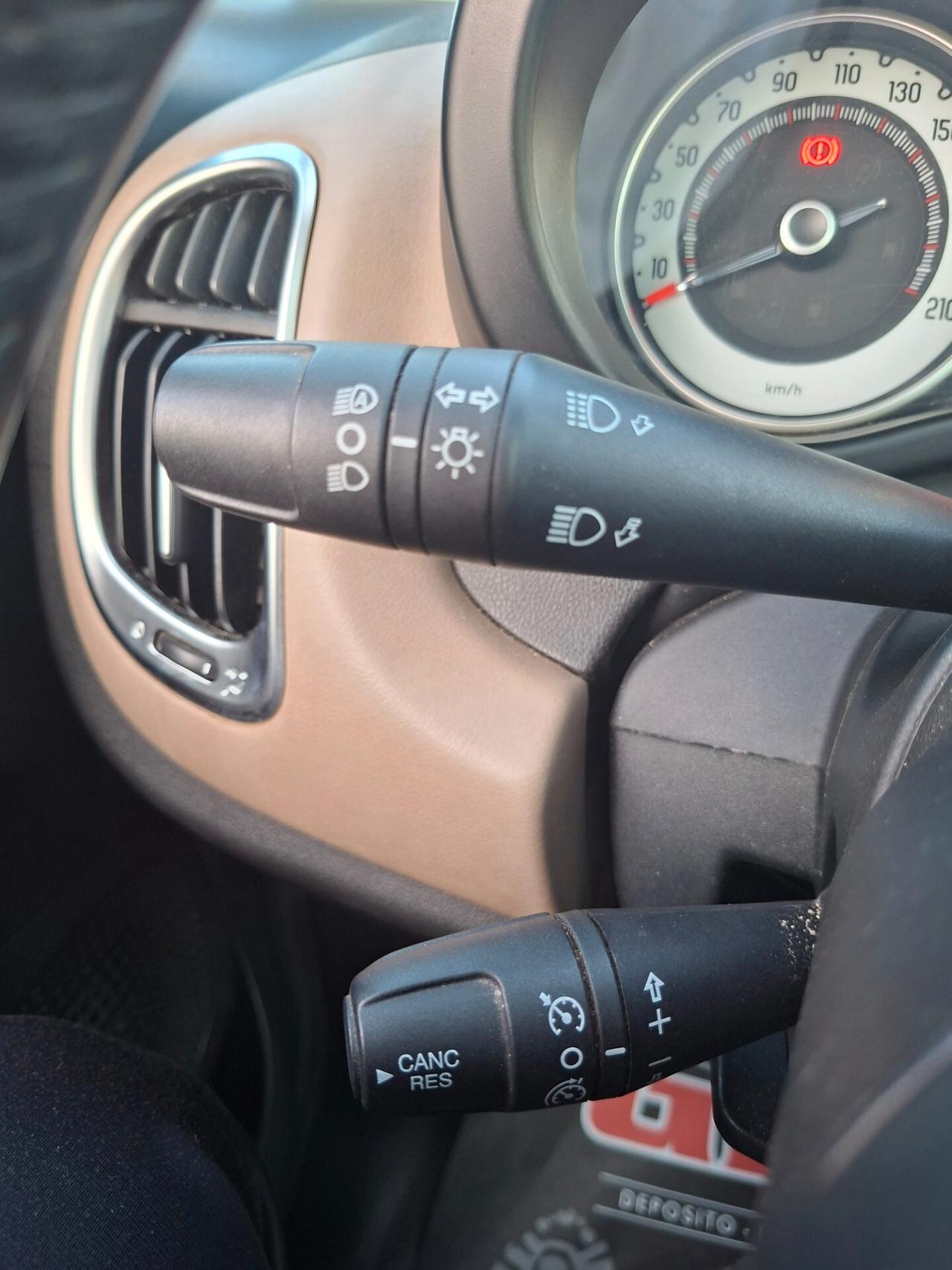 Fiat 500L 1.3-Mtj 85CV-TETTO*PELLE*CLIMATRONIC