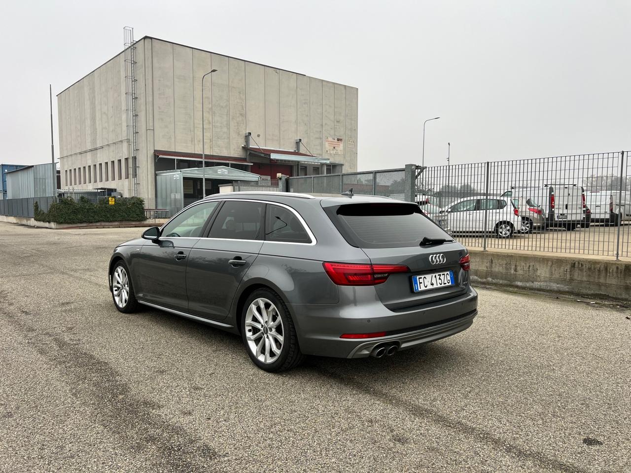 Audi A4 Avant 3.0 TDI S tronic Business Sport