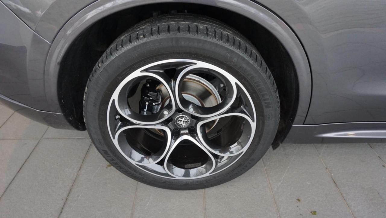 Alfa Romeo Stelvio 2.2 Turbodiesel 210 CV AT8 Q4 Veloce