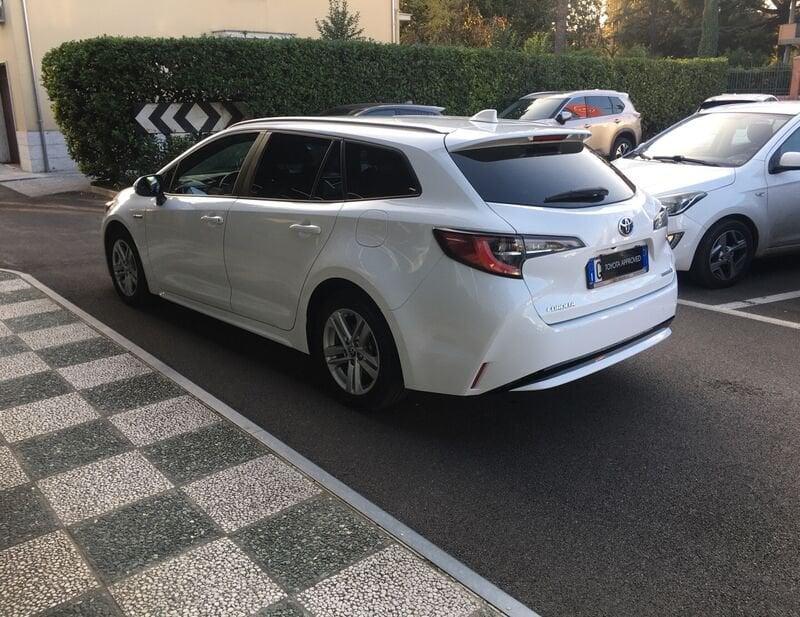 Toyota Corolla Touring Sports 1.8 Hybrid Active