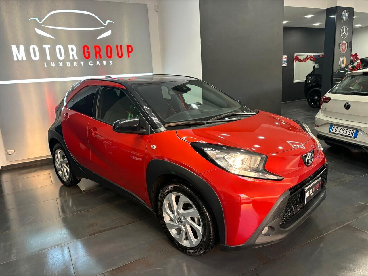 Toyota Aygo Connect 1.0 VVT-i 72 CV 5 porte x-play