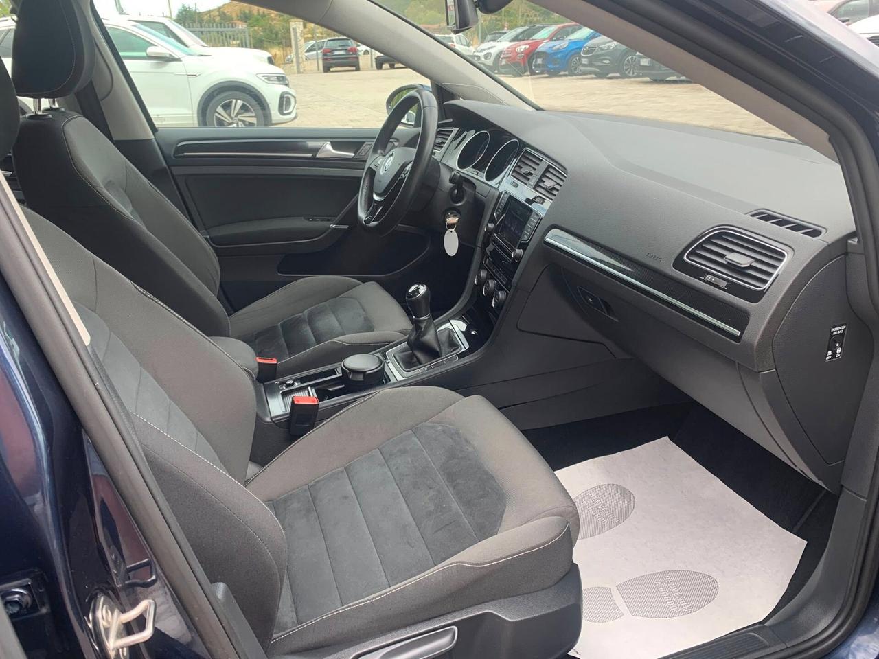 Volkswagen Golf 1.6 TDI Highline BMT SPORT 2013