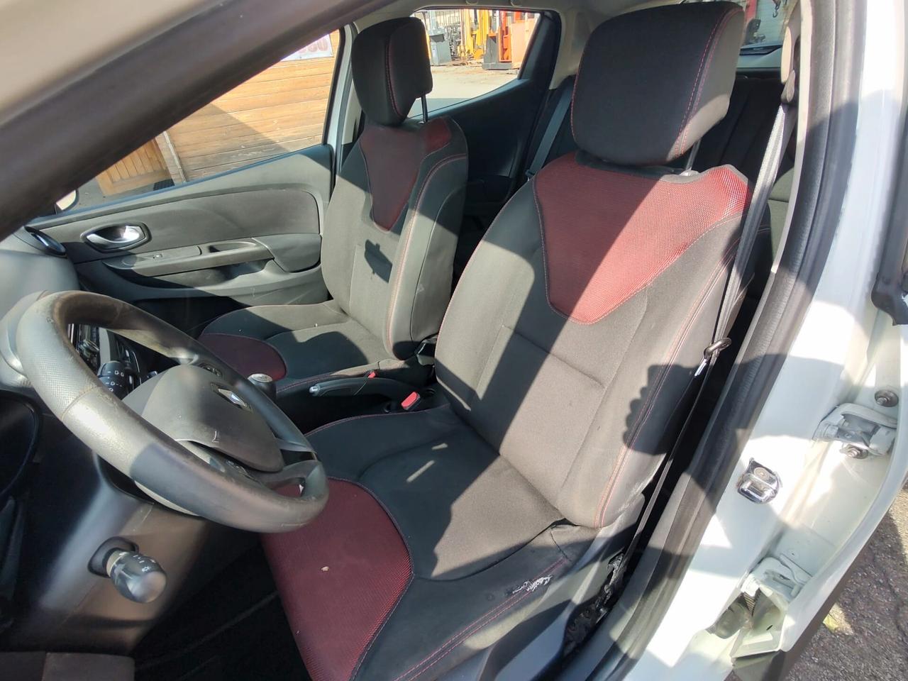 Renault Clio 1.2 75CV 5 porte Wave, OK NEOPATENTATI, GARANZIA L.12 MESI