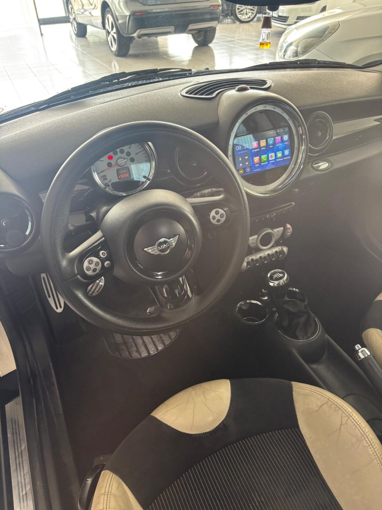 Mini 1.6 16V Cooper D Chili