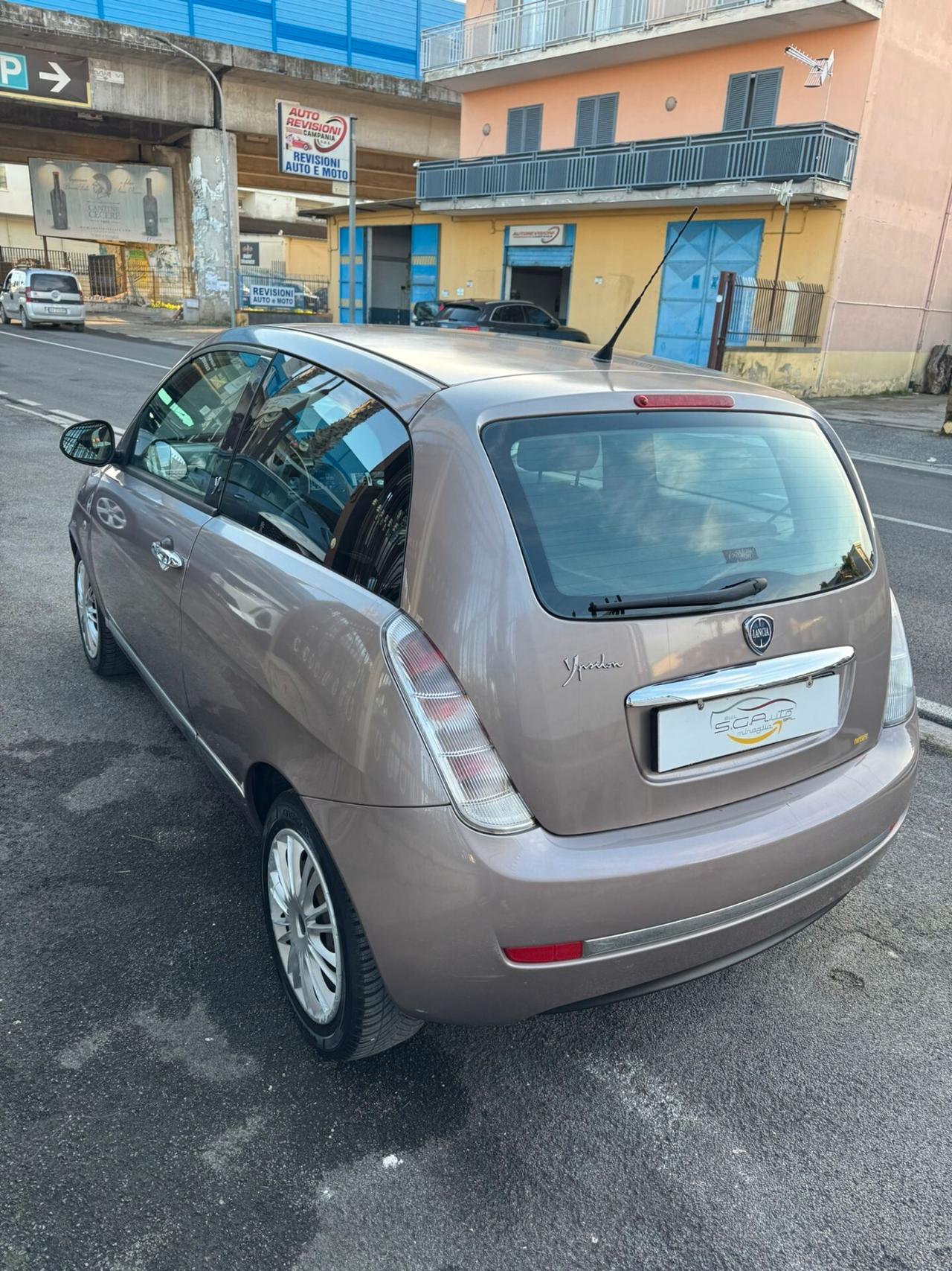 Lancia Ypsilon 1.2 Argento