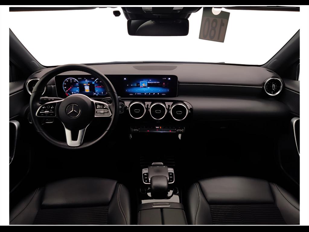 Mercedes-Benz Classe A - W177 2018 - A 180 d Sport Extra auto