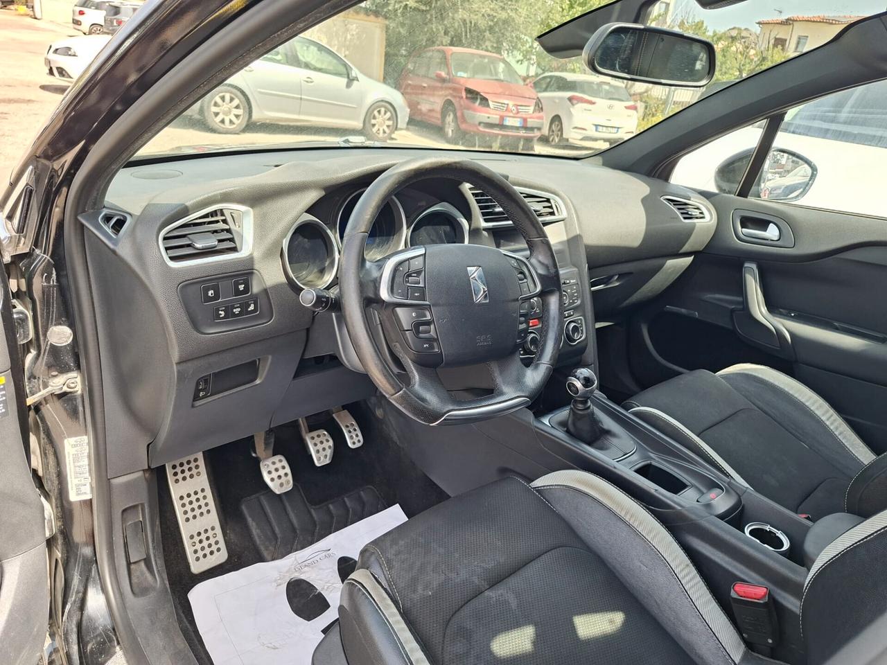 Ds DS4 4 1.6 e-HDi 110 cv