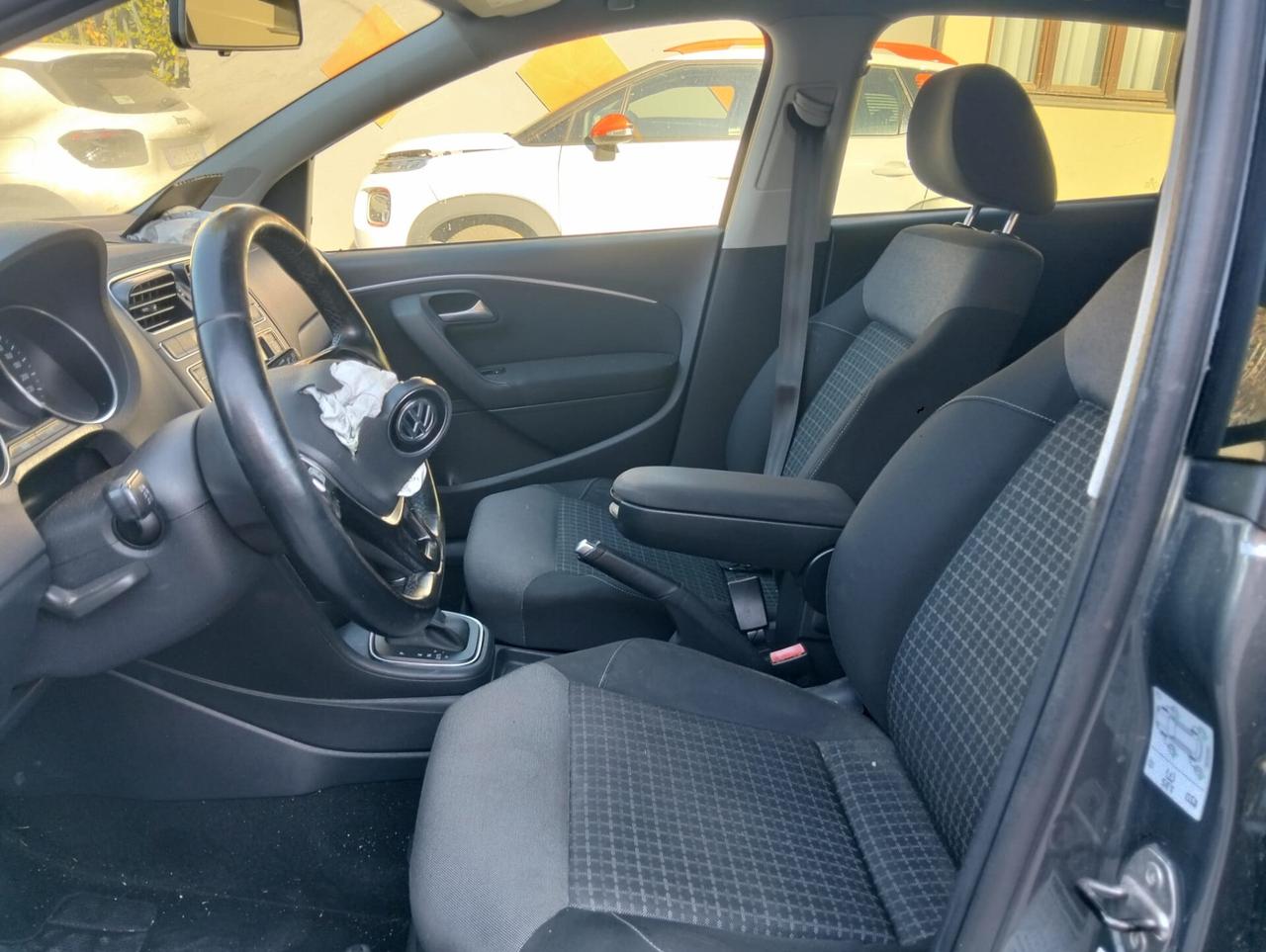 VW Polo 1.4 TDI 90cv DSG 2017 SINISTRATA