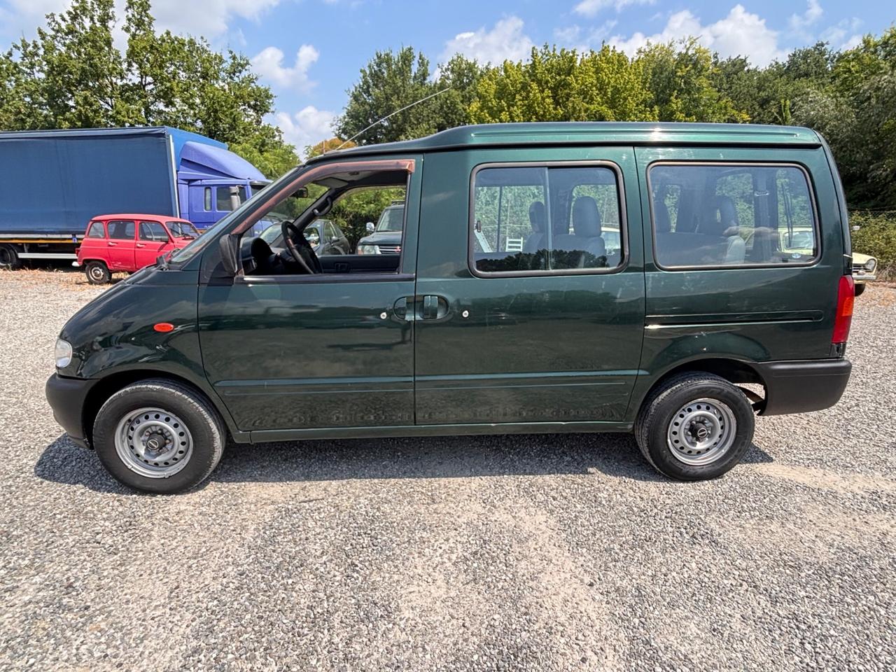 Nissan Vanette 2.3 diesel aspirato 8 posti