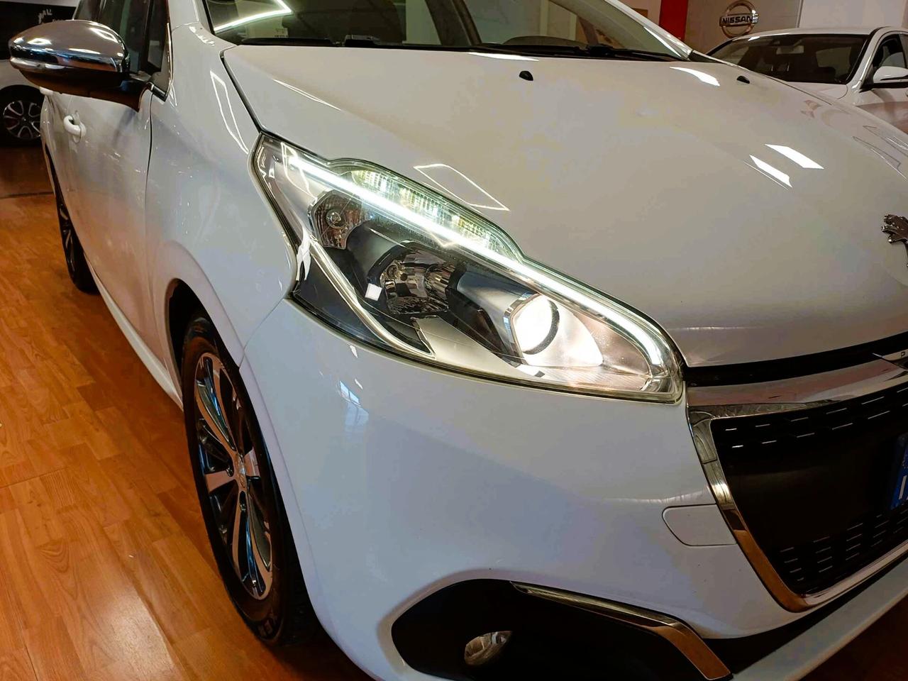 Peugeot 208 BlueHDi 75 5 porte Allure
