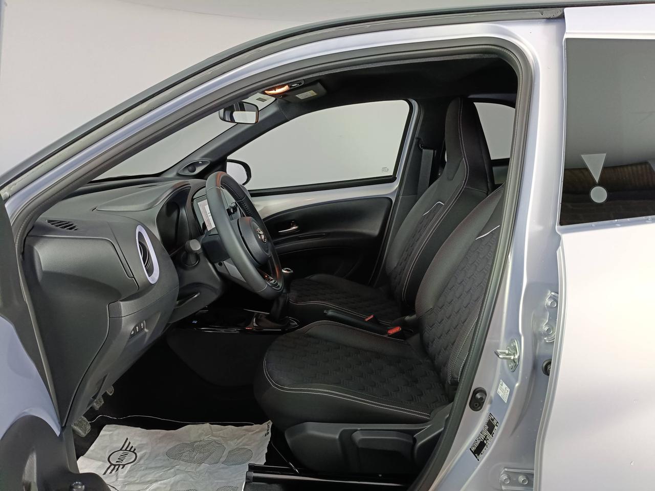 TOYOTA Aygo X 1.0B JBL® SE MT - MY24