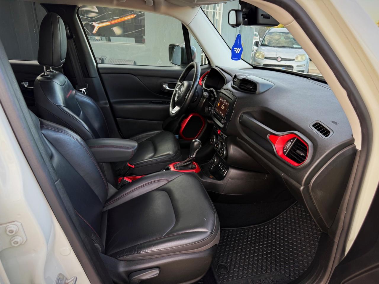 Jeep Renegade 2.0 Mjt 170CV 4WD Active Drive Low Trailhawk
