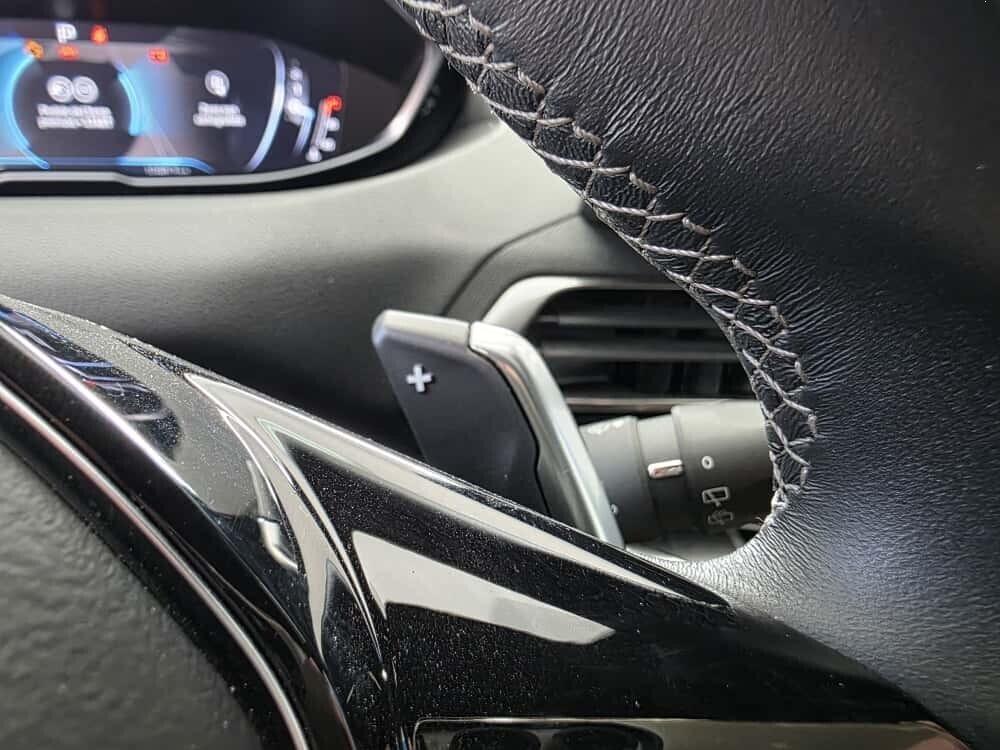 Peugeot 3008 Allure 1.5hdi 2023 EAT8 12000km PROMO