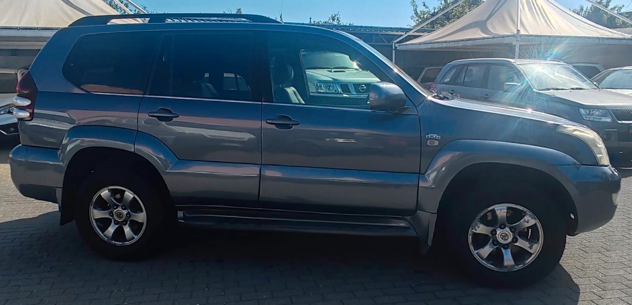 Toyota Land Cruiser 3.0 D4-D aut. 5 porte