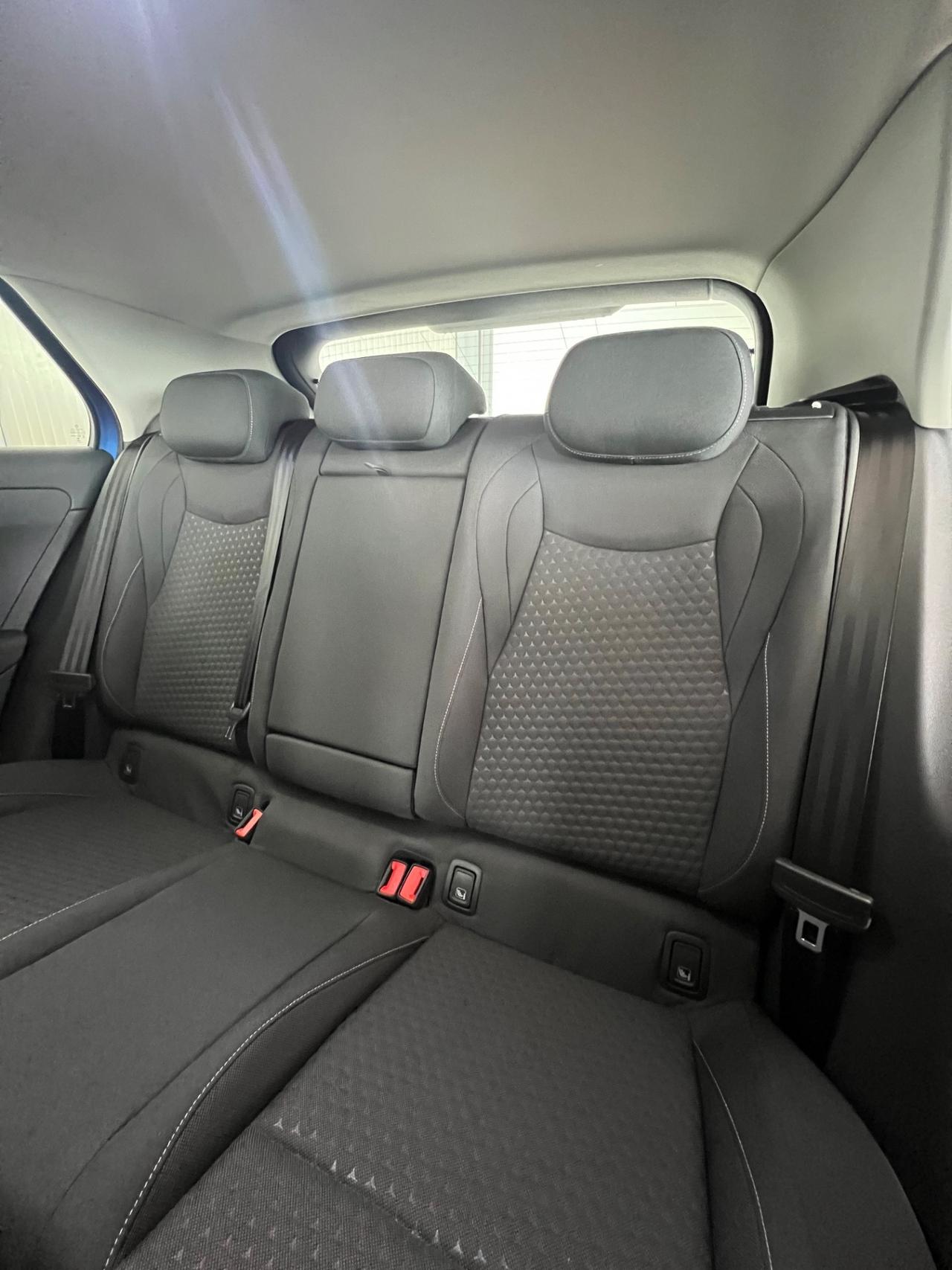 Volkswagen T-Roc 1.5 eTSI ACT DSG Life - possibilità noleggio no scoring