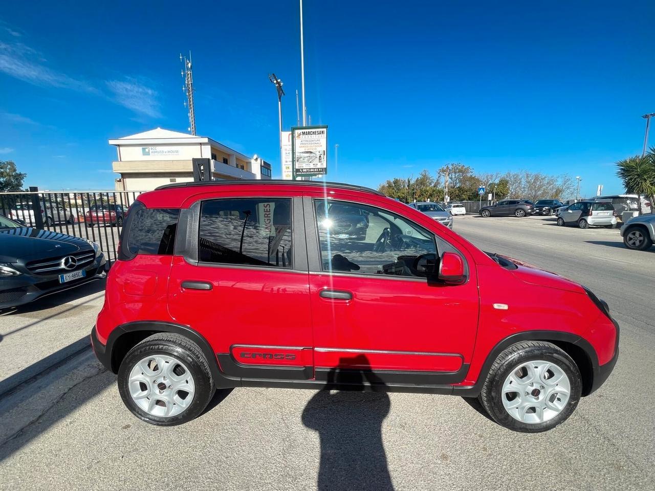 Fiat Panda Cross 1.0 FireFly S&S Hybrid