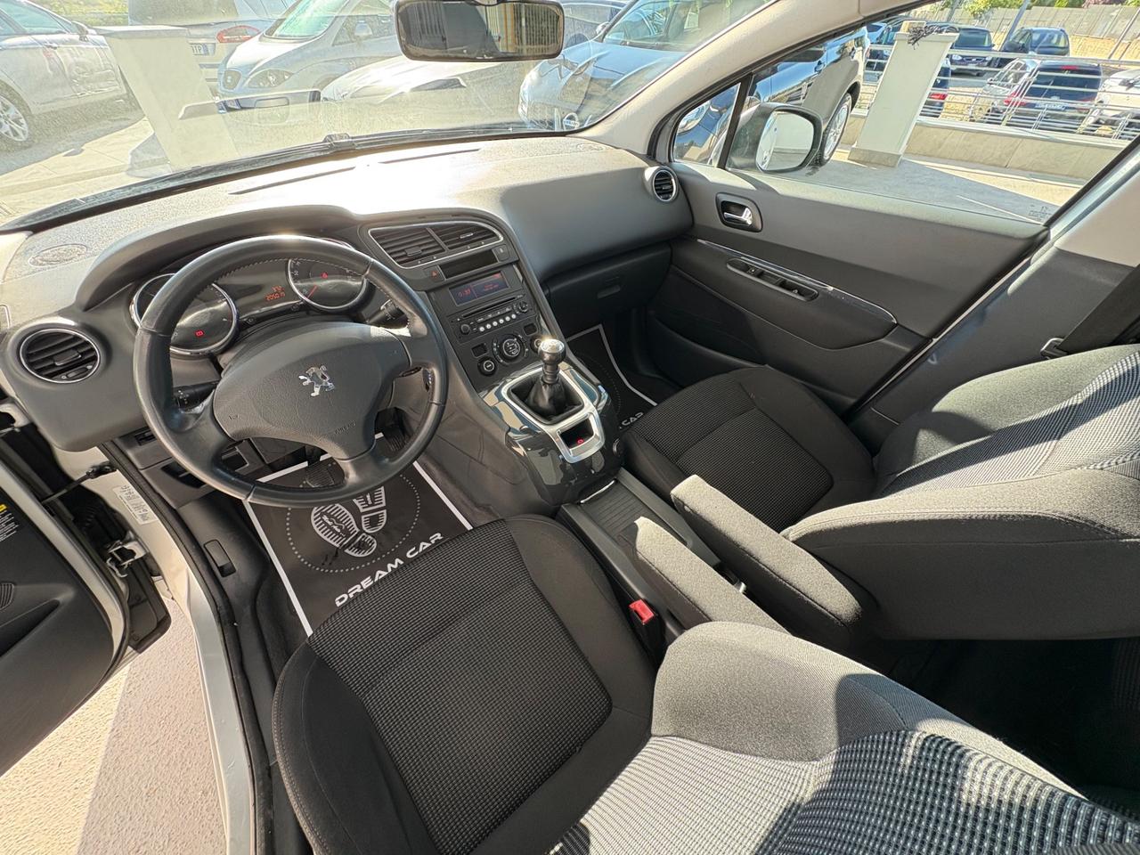 Peugeot 5008 1.6 HDi 112CV Business