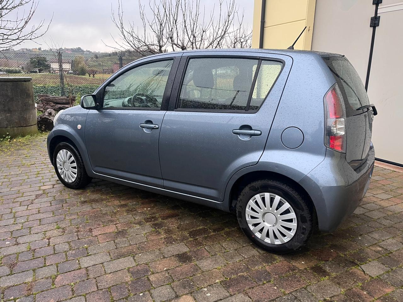 Daihatsu Sirion 1.3 Taka 4WD