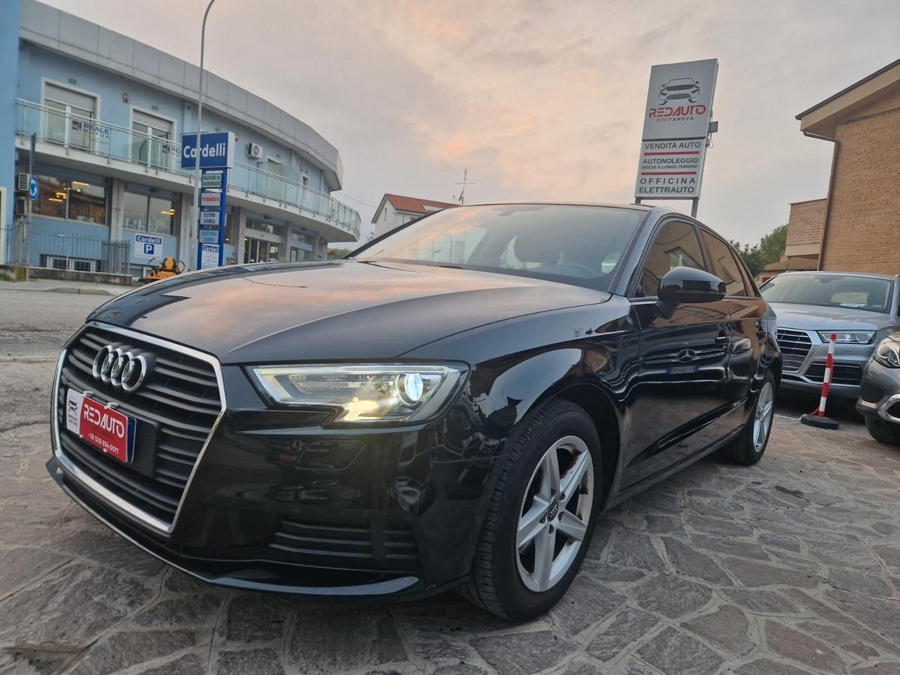 Audi A3 1.6 TDI 116 CV Business