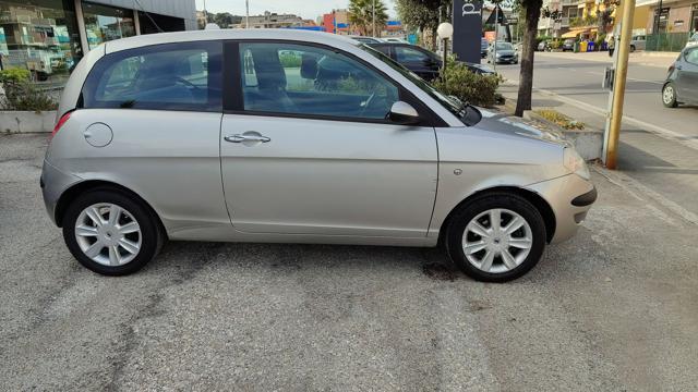 LANCIA Ypsilon 1.2 16V Platino NEOPATENTATI