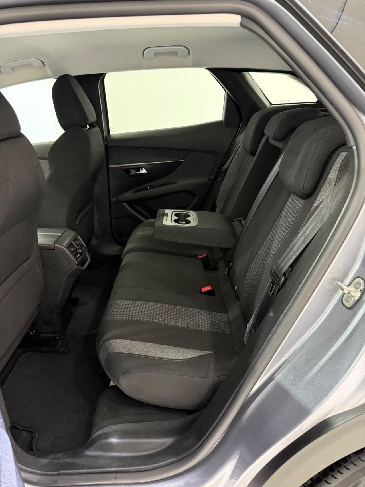 PEUGEOT 3008 BLUEHDi 130 S&S UNICOPROPRIETARIO IVA ESPOSTA