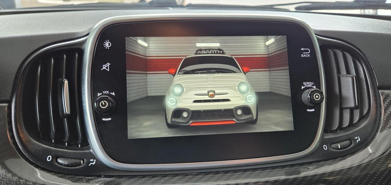 Abarth 695 1.4 Turbo T-Jet Rivale