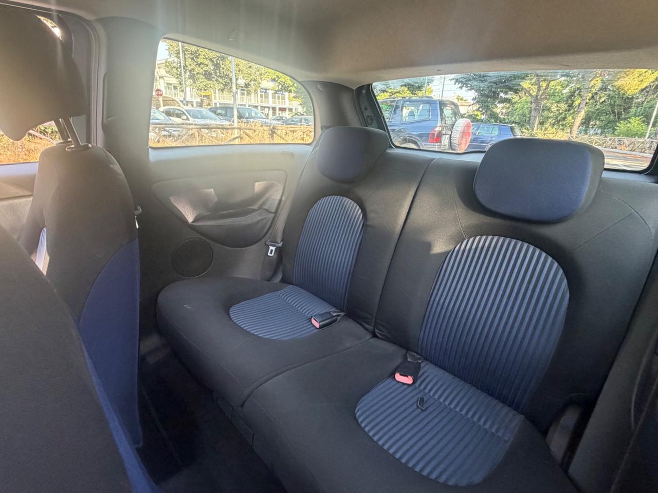 Lancia Ypsilon 1.3 MJT 75 CV Platino