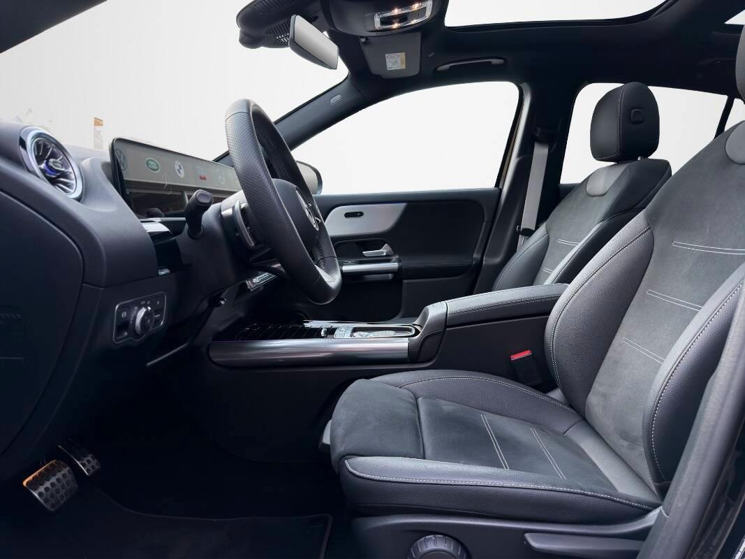 Mercedes Classe GLA 200 d AMG Line Premium Tetto Cerchio 20