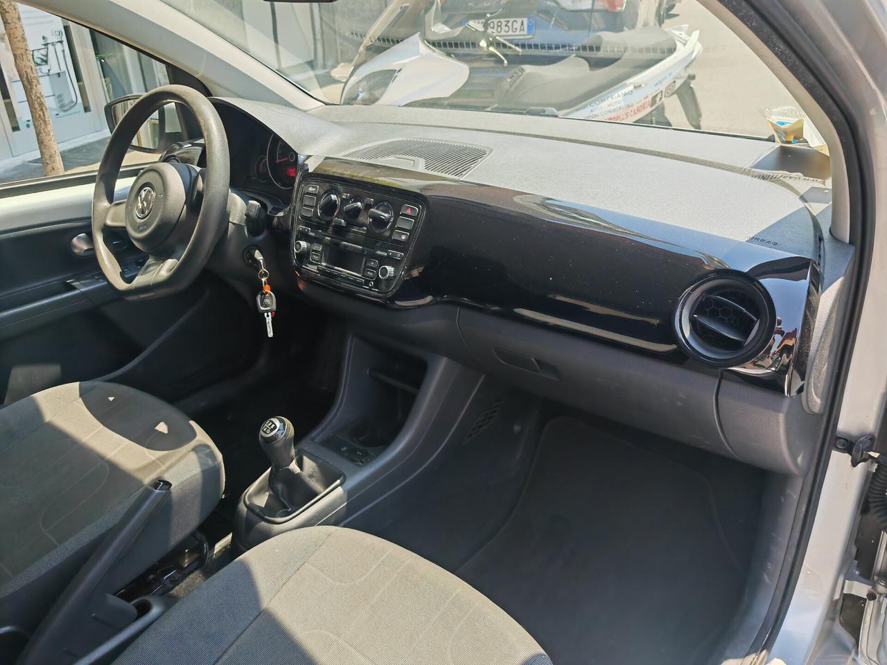 VOLKSWAGEN UP 1.0 CV68 KW50 BLUEMOTION TECHNOLOGY