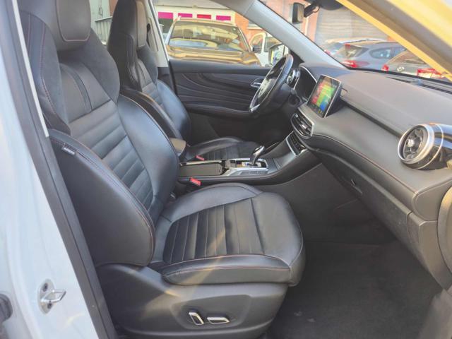 MG EHS Plug-in Hybrid Luxury PLUG -IN aziendale