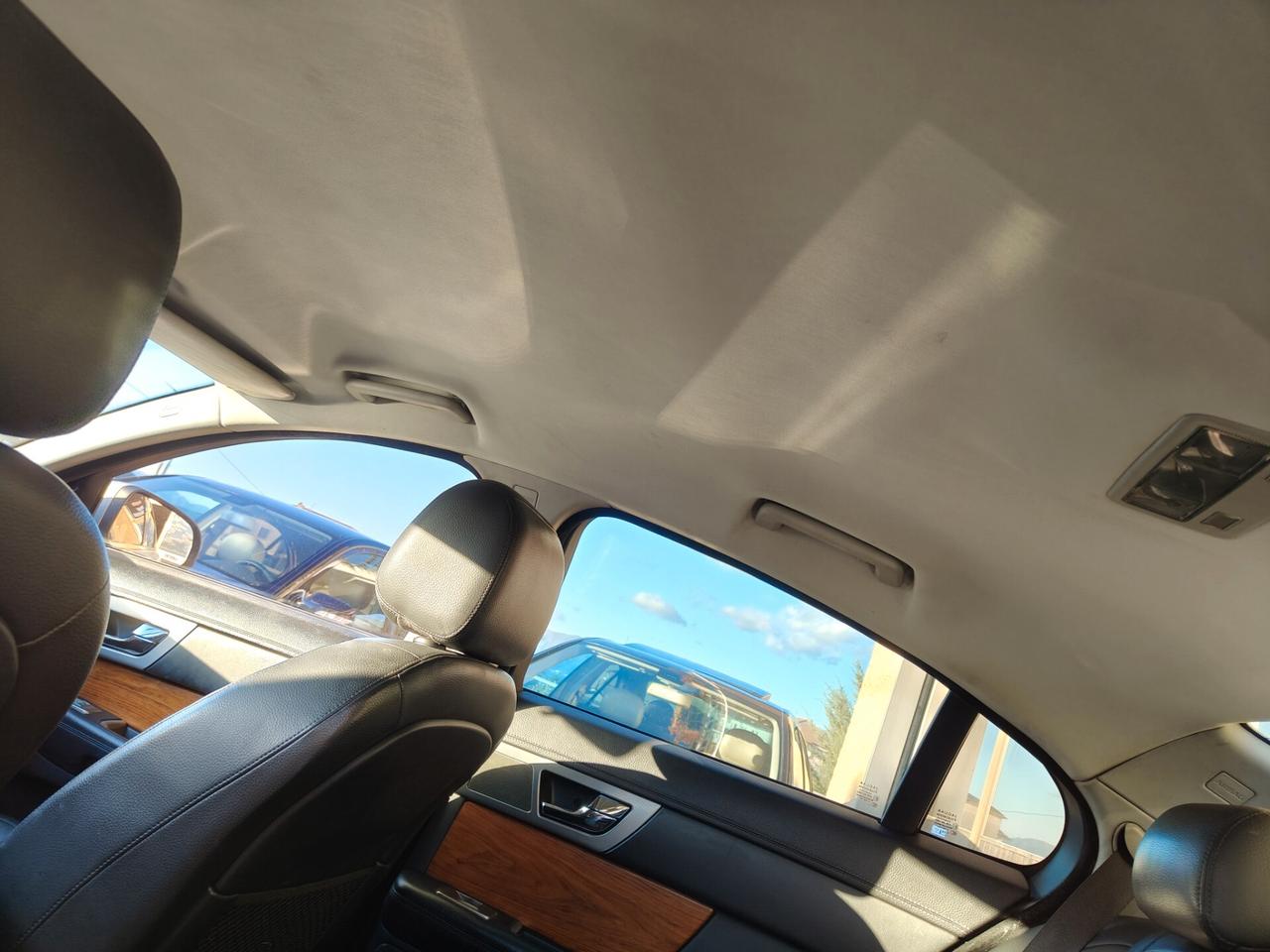 Jaguar XF 3.0 D V6 Luxury