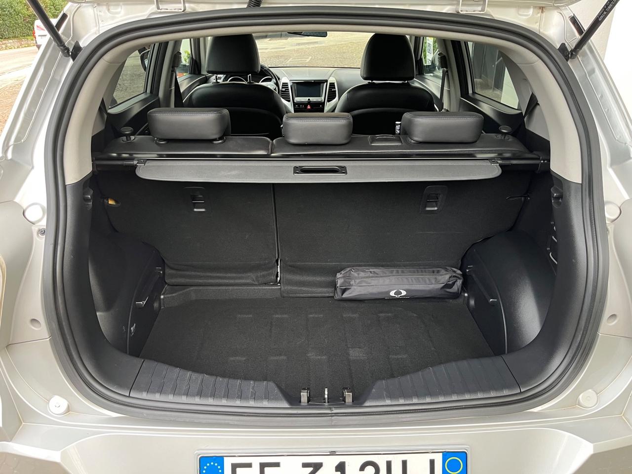 Ssangyong Tivoli 1.6d 2WD Go