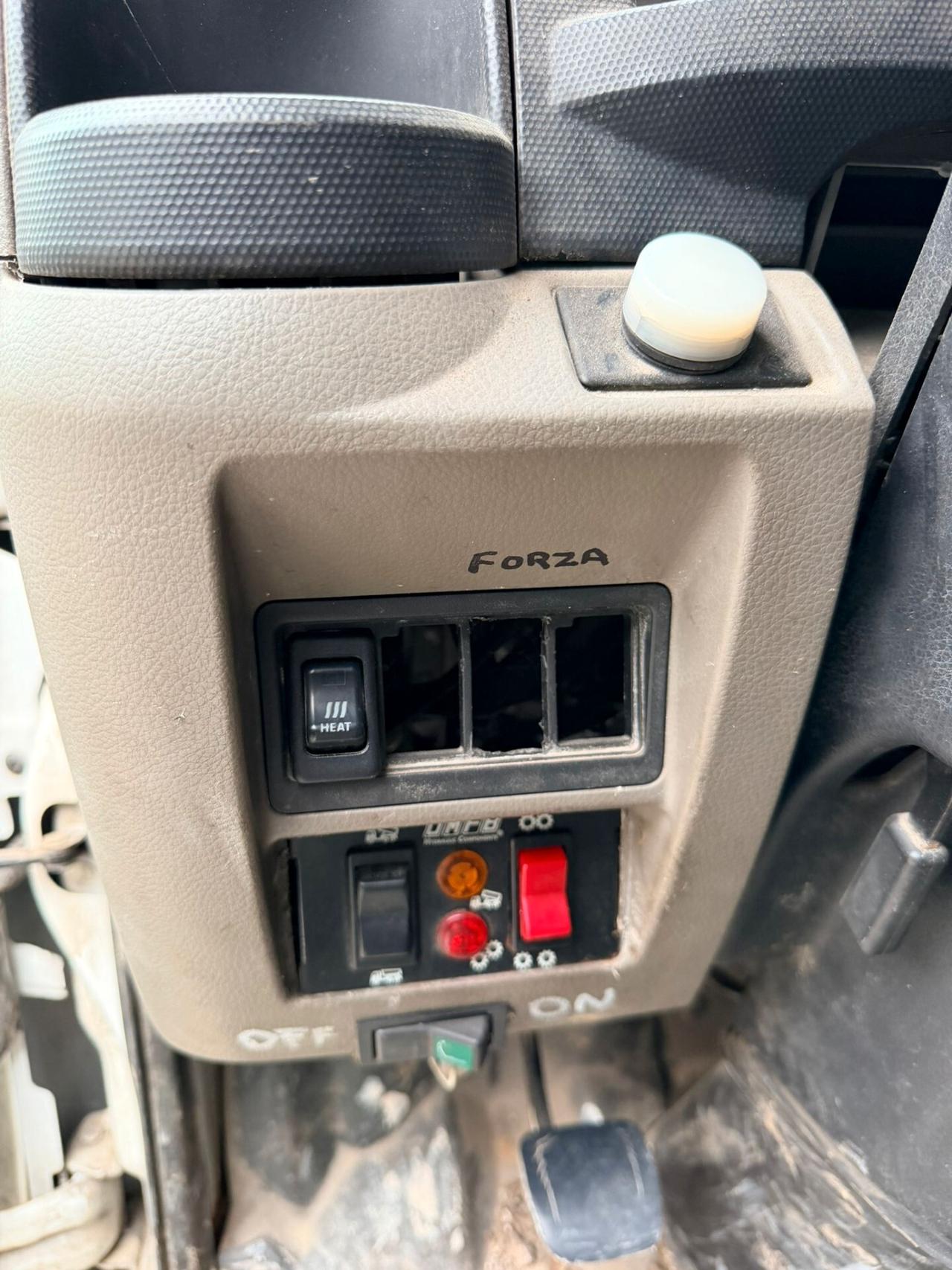 CABSTAR GRU E RIBALTABILE MOTORE ROTTO