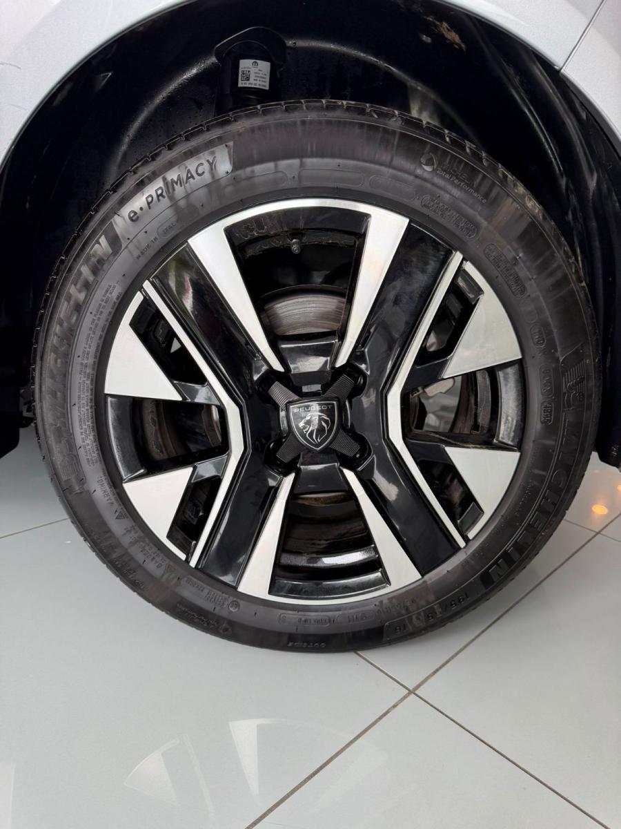 PEUGEOT - 208 - PureTech 100 S&S 5p. Allure