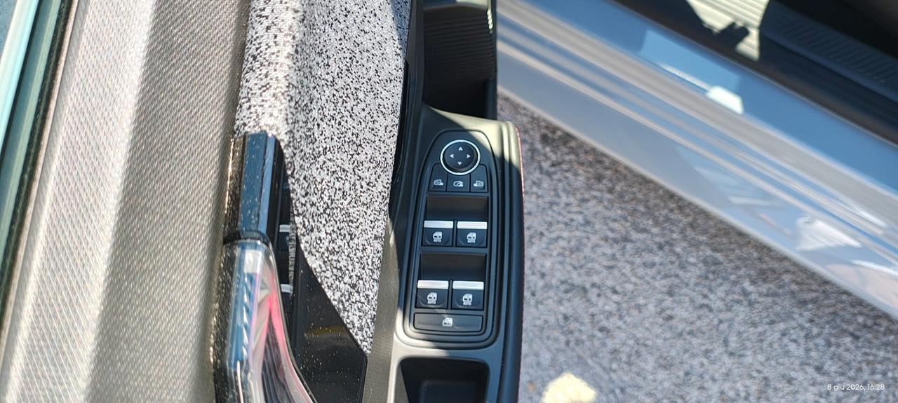 Renault Clio 1.8 full hybrid E-Tech Techno Auto